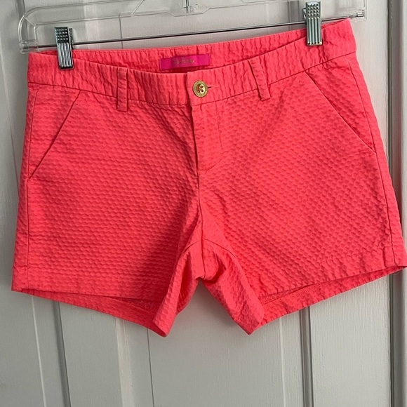 Lilly Pulitzer Pants - LILY PULITZER CALLAHAN JACQUARD SHORTS Coral SIZE 2 Summer Preppy Academia